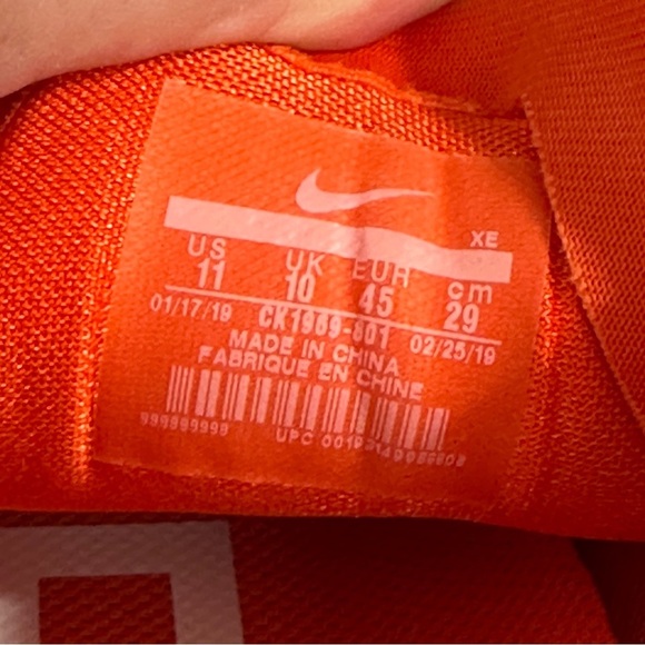 Nike Zoom Vomero orange/white sneakers, size 11, Syracuse player worn - Picture 12 of 12